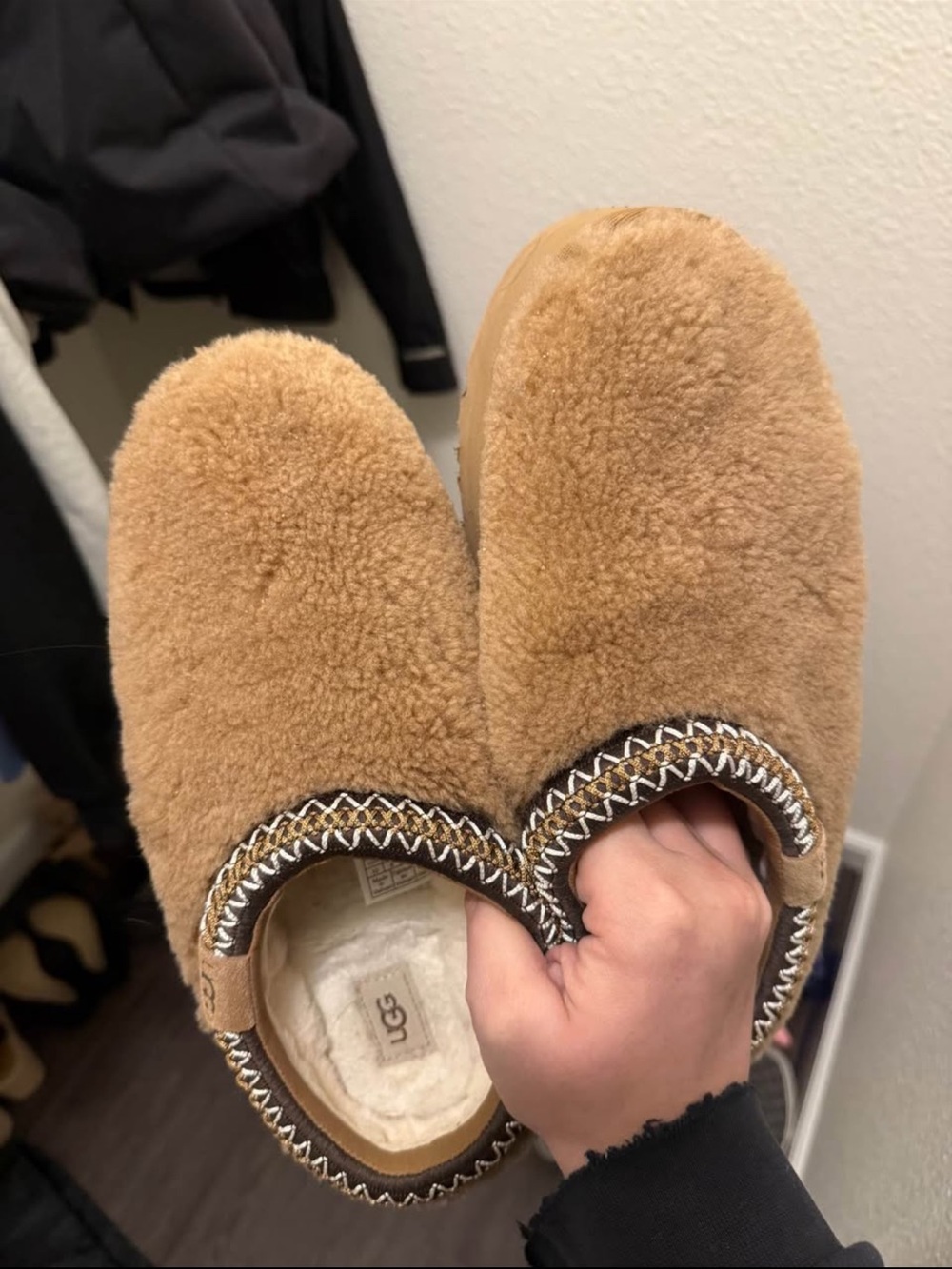UGG Chestnut Cozy Shearling Slip-On Slippers